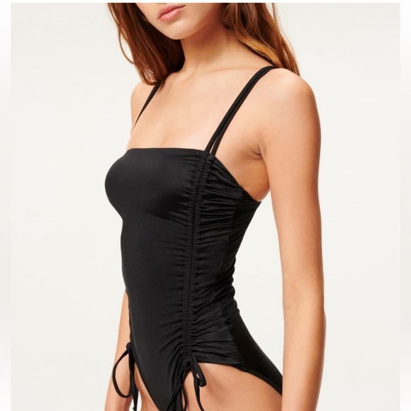 GOOD AMERICAN SWIMWEAR - Picture 5 of 7